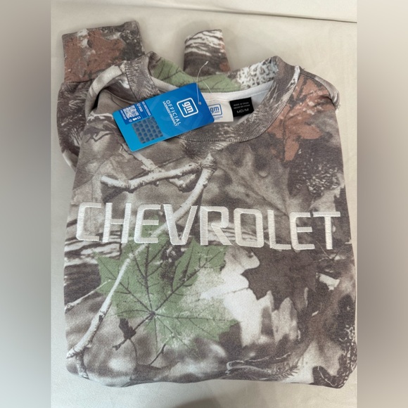 Chevrolet Camo Camouflage Crew Pullover Sweatshirt - Picture 3 of 6